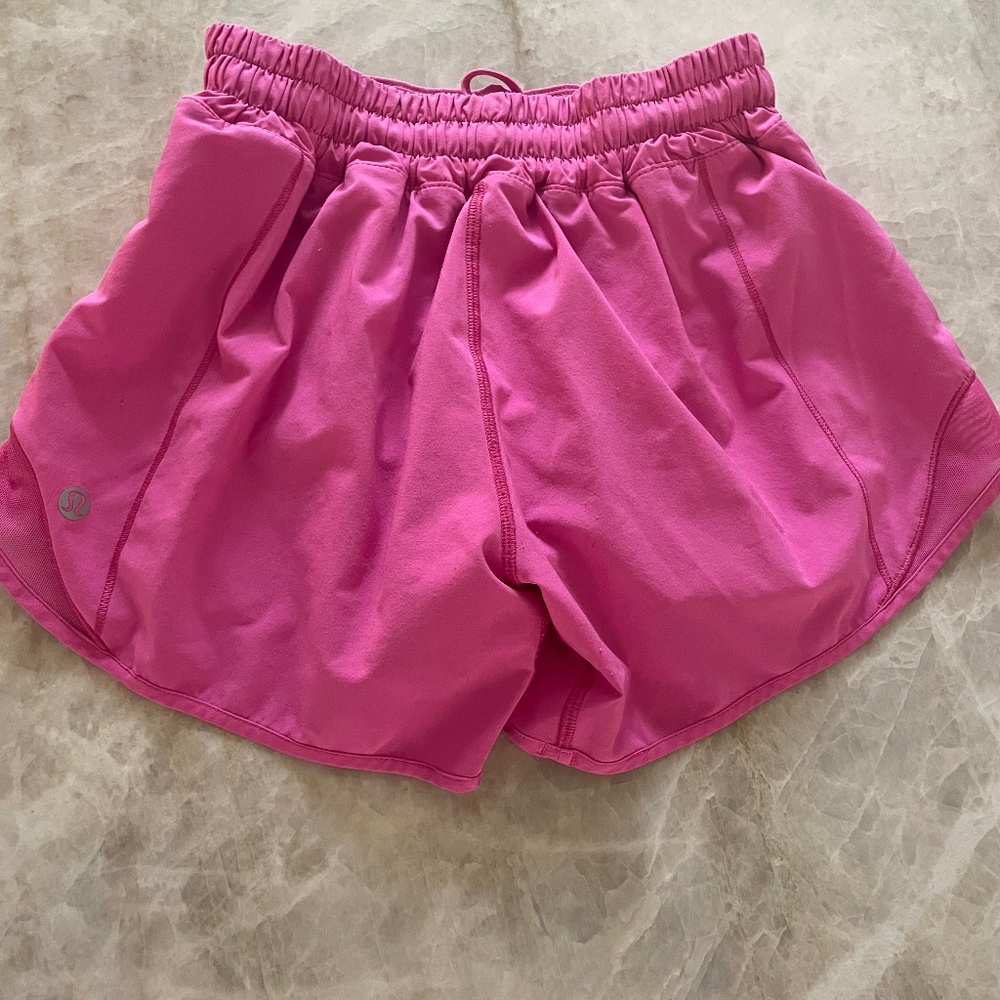 size 2 sonic pink 4 inch lululemon shorts low rise